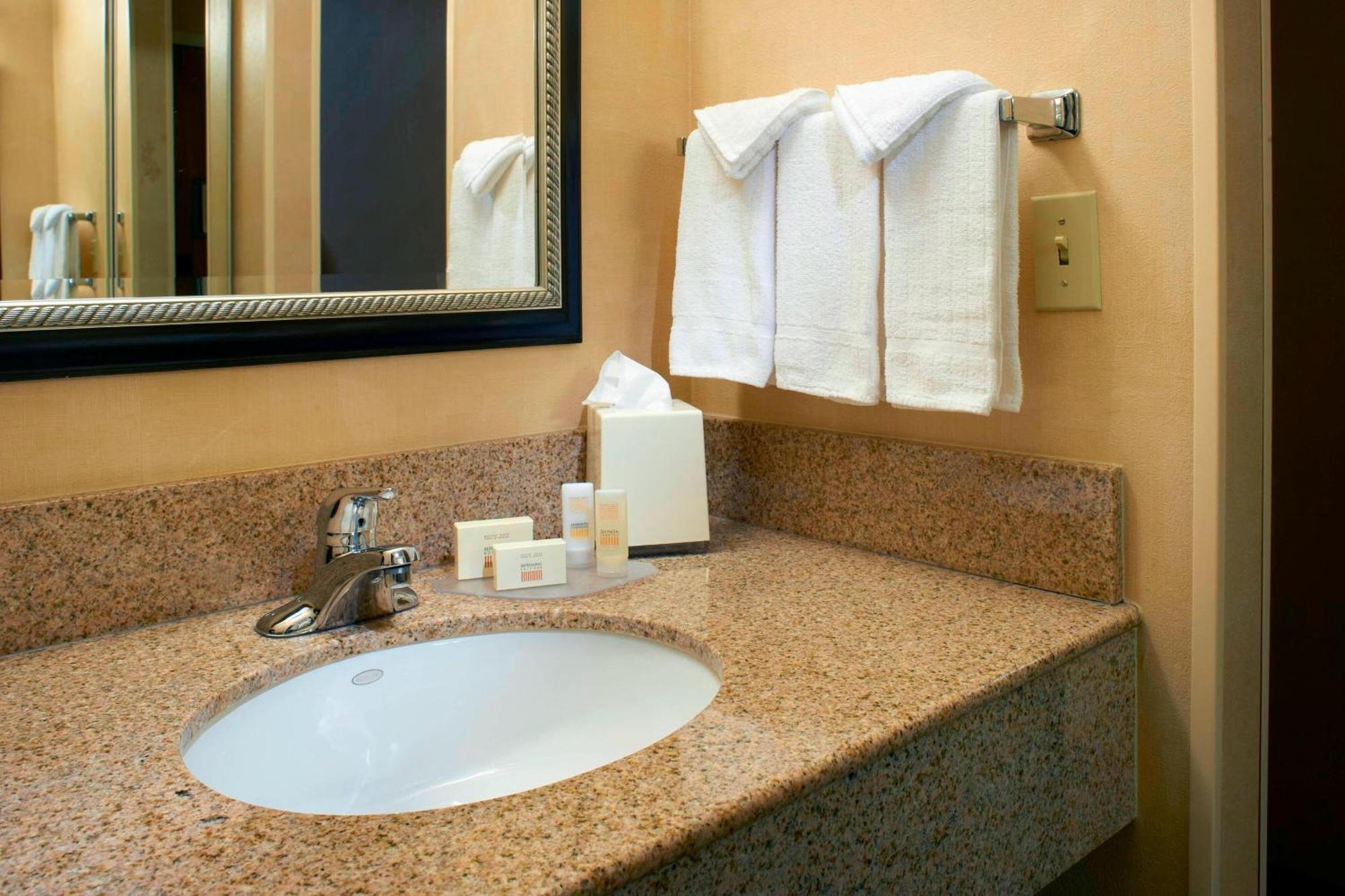 Hotel Courtyard By Marriott Chicago Waukegan / Gurnee Exteriér fotografie