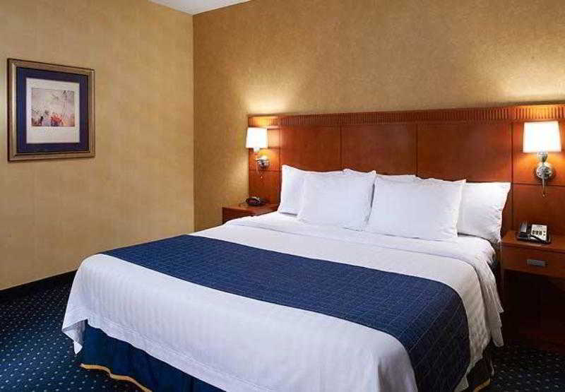 Hotel Courtyard By Marriott Chicago Waukegan / Gurnee Pokoj fotografie
